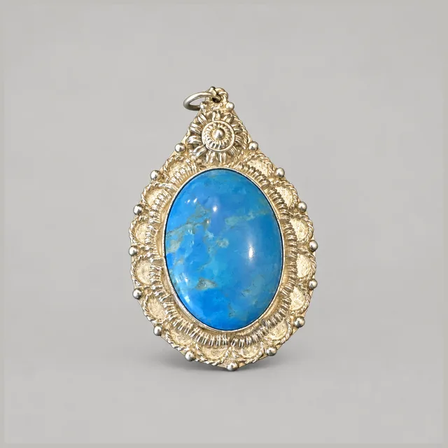 1000 Silver Pendant With Blue Stone