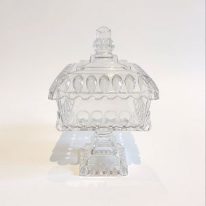Small candy dish, Jeanette cake dish
