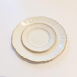 SYRACUSE CHINA Made in America  (Set of 4)